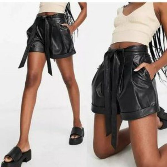 💥CHIC & SEXY💥 Leather High Waist Paperbag Shorts in Black
